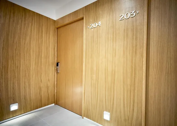 Konukevi Pericon 4*